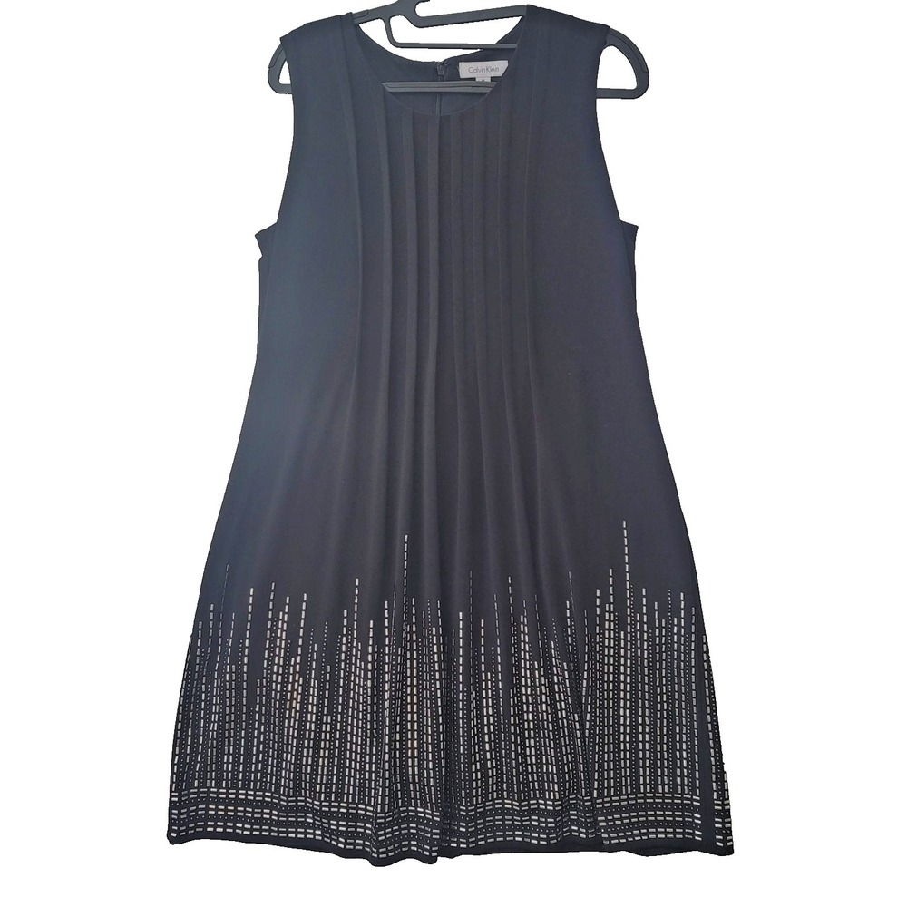 Calvin Klein Dress Womens M Black Sleeveless Pleated White Metallic Hem Chic